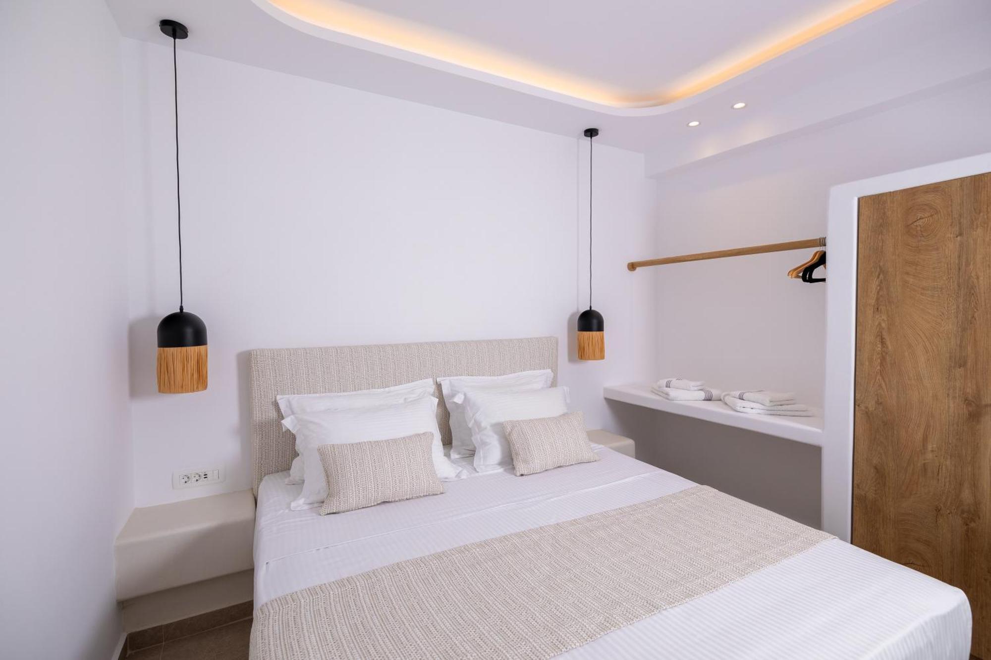 Sn Santorini Apartments Камари Экстерьер фото
